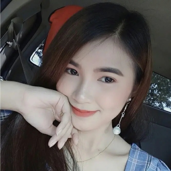 Hương Phạm